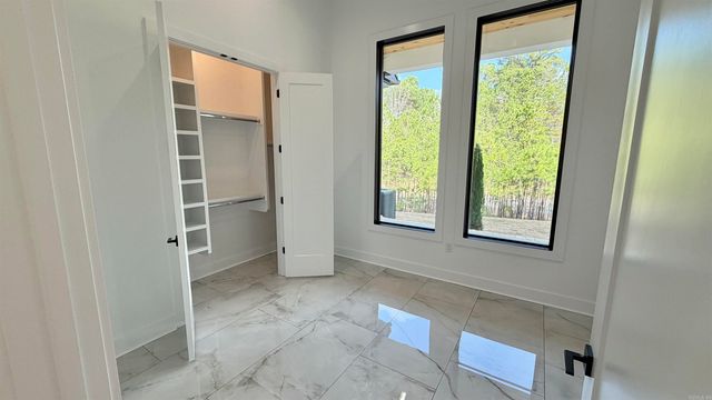 84 Orle Circle, Little Rock, AR 72223