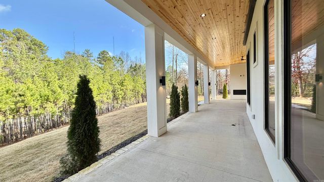 84 Orle Circle, Little Rock, AR 72223