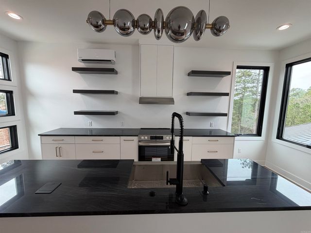 84 Orle Circle, Little Rock, AR 72223