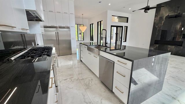 84 Orle Circle, Little Rock, AR 72223