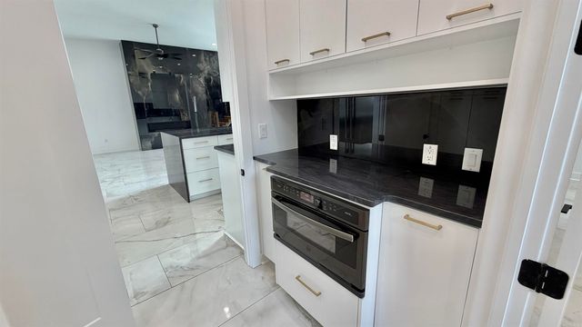 84 Orle Circle, Little Rock, AR 72223