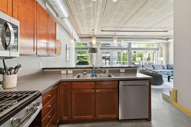 710 N 4th St W114, Minneapolis, MN 55401
