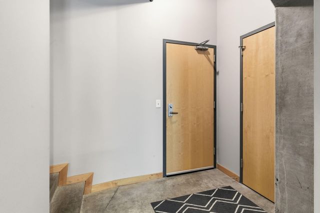 710 N 4th St W114, Minneapolis, MN 55401