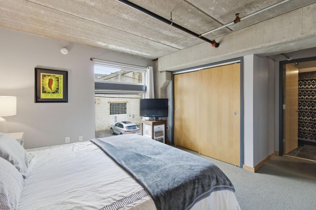 710 N 4th St W114, Minneapolis, MN 55401