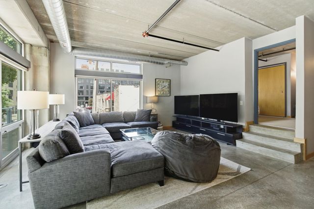 710 N 4th St W114, Minneapolis, MN 55401