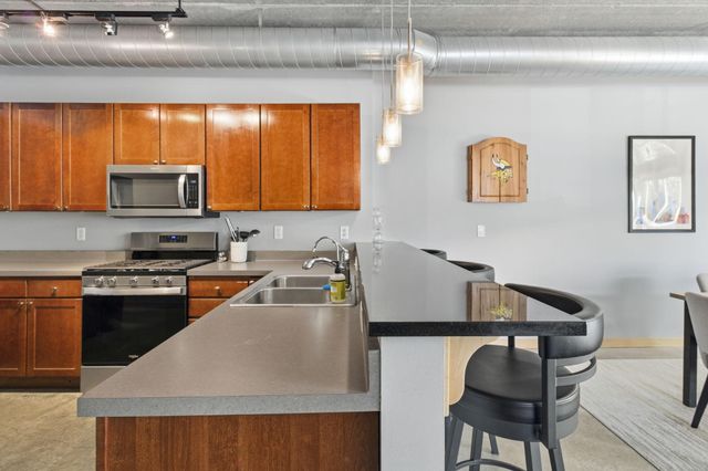 710 N 4th St W114, Minneapolis, MN 55401