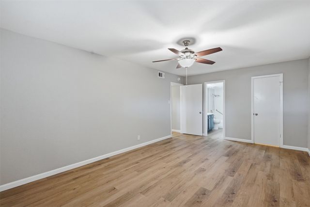 1401 Forest Edge Drive 8, Arlington, TX 76013