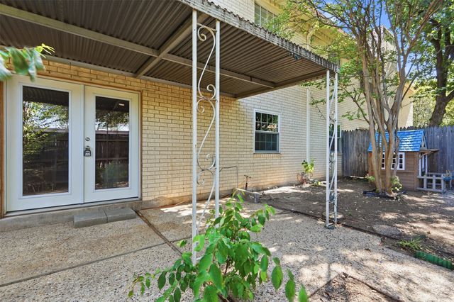 1401 Forest Edge Drive 8, Arlington, TX 76013