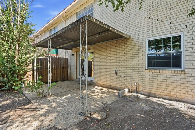1401 Forest Edge Drive 8, Arlington, TX 76013