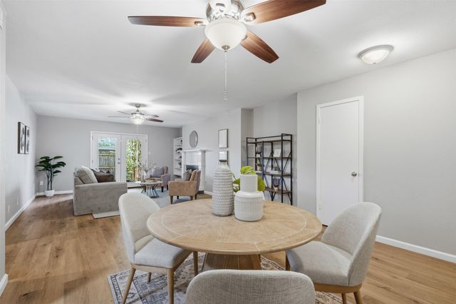 1401 Forest Edge Drive 8, Arlington, TX 76013