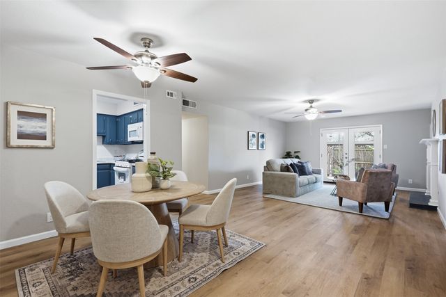 1401 Forest Edge Drive 8, Arlington, TX 76013