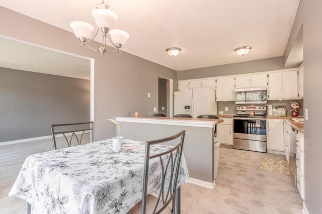 3625 115th Avenue NW, Coon Rapids, MN 55433
