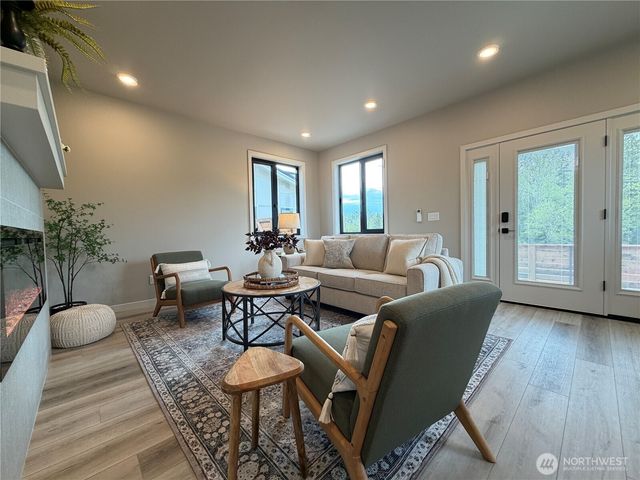 4314 Creston Way, Bellingham, WA 98226