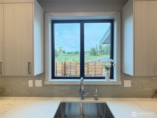 4314 Creston Way, Bellingham, WA 98226