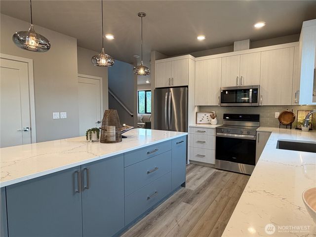 4314 Creston Way, Bellingham, WA 98226