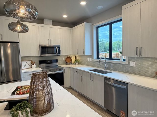 4314 Creston Way, Bellingham, WA 98226
