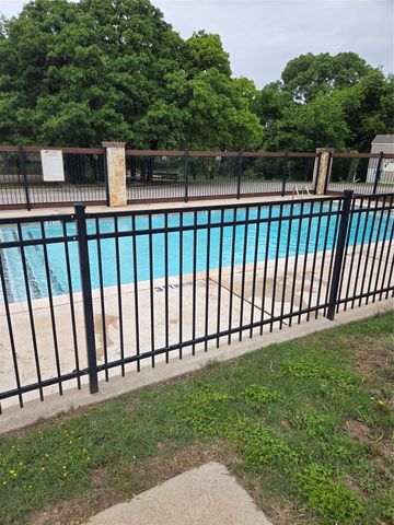 424 N Broadway Street 157, Joshua, TX 76058