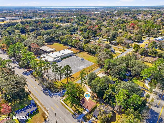 3084 PARENTAL HOME Road, Jacksonville, FL 32216