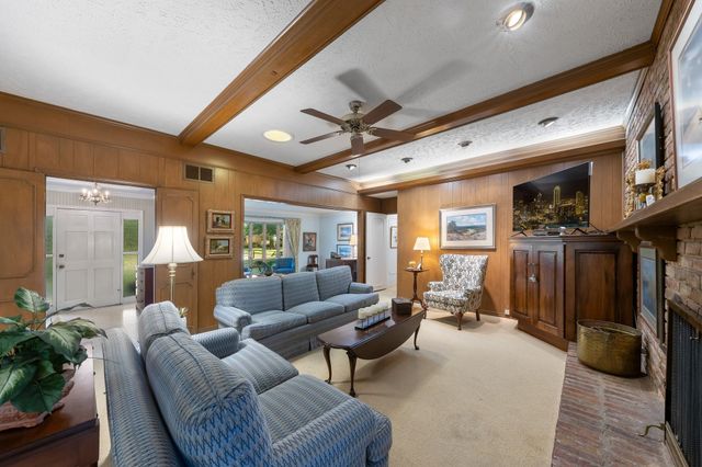 6950 Midcrest Drive, Dallas, TX 75254