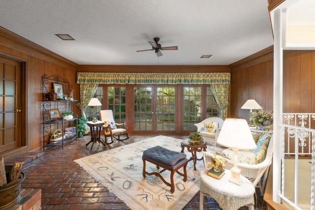 6950 Midcrest Drive, Dallas, TX 75254