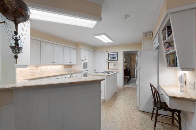 6950 Midcrest Drive, Dallas, TX 75254