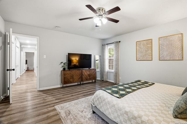 100 Northcrest, Castle Hills, TX 78213