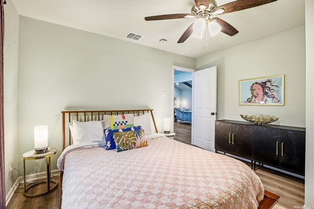 100 Northcrest, Castle Hills, TX 78213