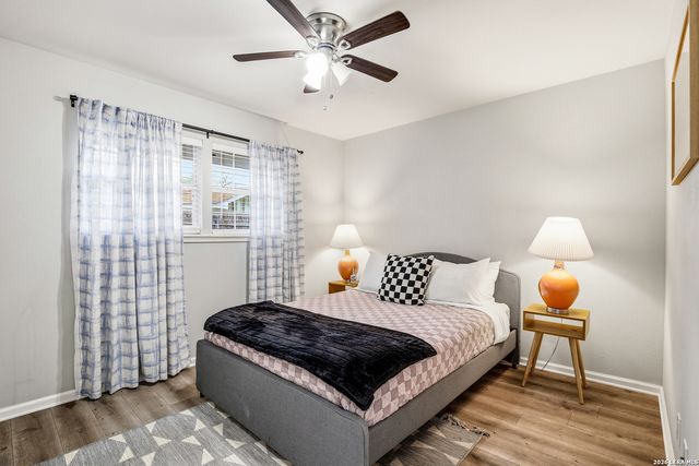 100 Northcrest, Castle Hills, TX 78213