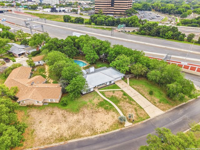 100 Northcrest, Castle Hills, TX 78213