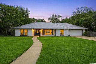 100 Northcrest, Castle Hills, TX 78213