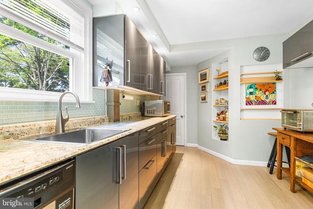 1910 MAPLEWOOD AVE, Abington, PA 19001