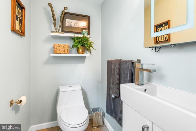 1910 MAPLEWOOD AVE, Abington, PA 19001
