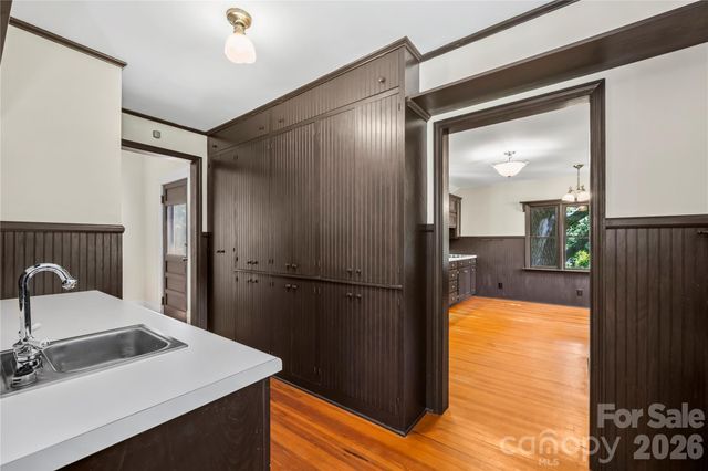 103 Hyde Avenue, Tryon, NC 28782