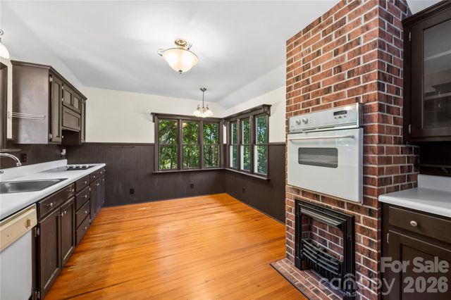 103 Hyde Avenue, Tryon, NC 28782