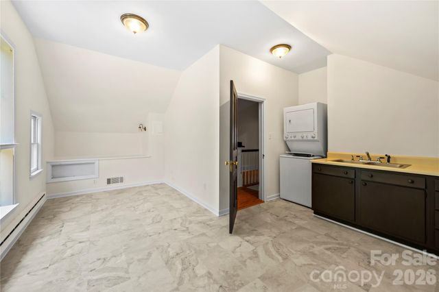 103 Hyde Avenue, Tryon, NC 28782
