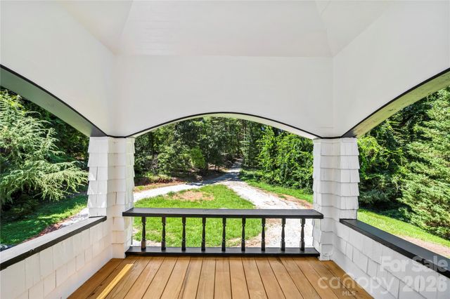 103 Hyde Avenue, Tryon, NC 28782