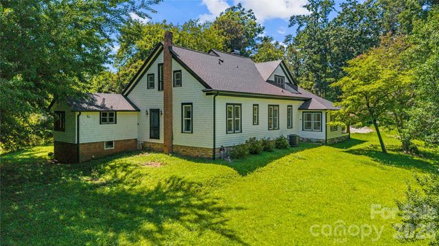 103 Hyde Avenue, Tryon, NC 28782