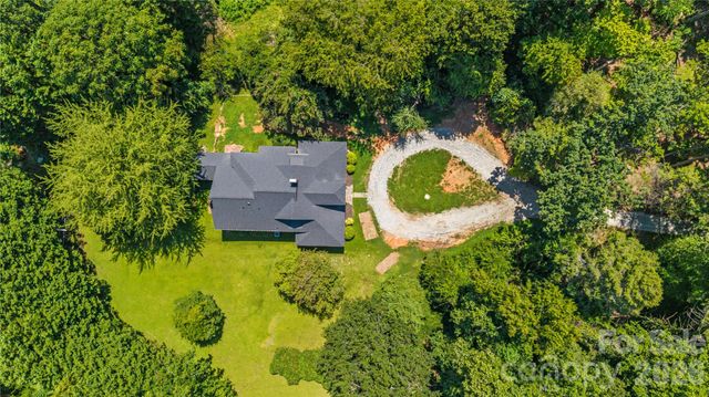103 Hyde Avenue, Tryon, NC 28782