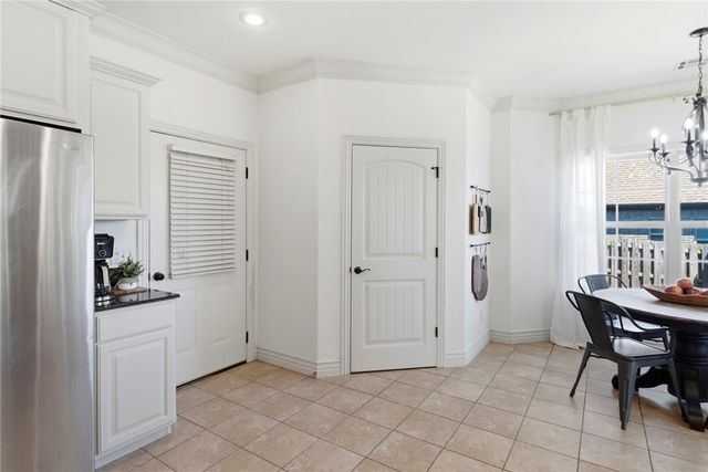 6405 SW Heritage Avenue, Bentonville, AR 72713