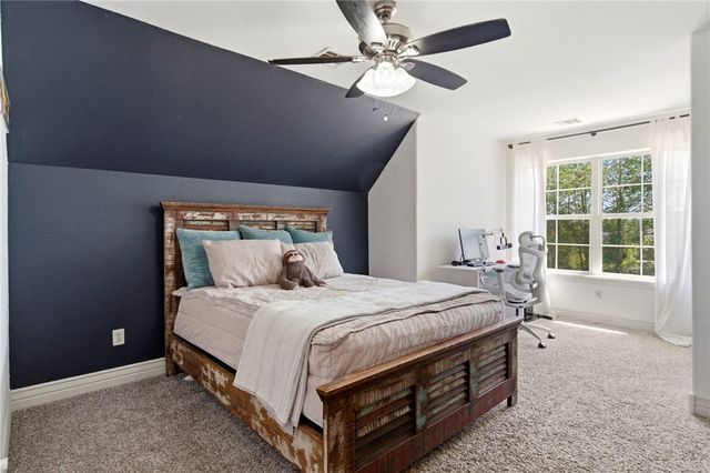 6405 SW Heritage Avenue, Bentonville, AR 72713