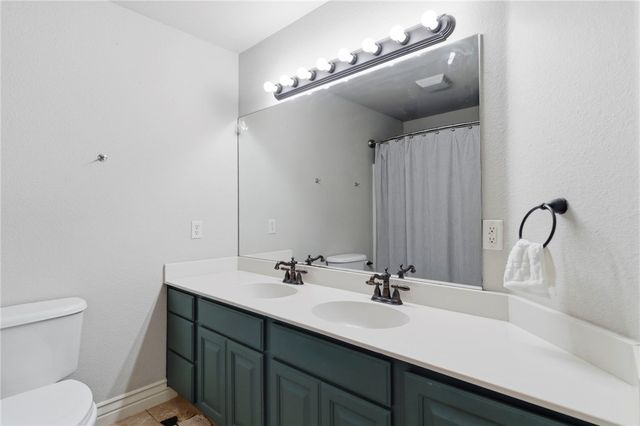 6405 SW Heritage Avenue, Bentonville, AR 72713