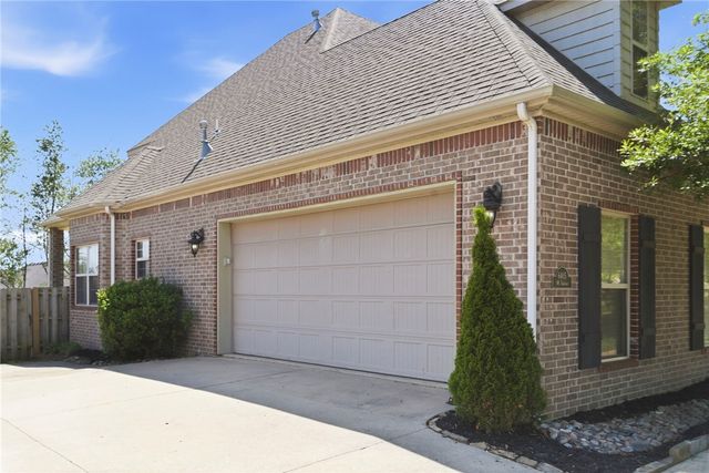 6405 SW Heritage Avenue, Bentonville, AR 72713