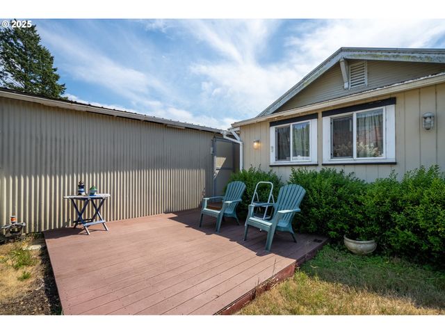 210 CYPRESS Ave, Garibaldi, OR 97118