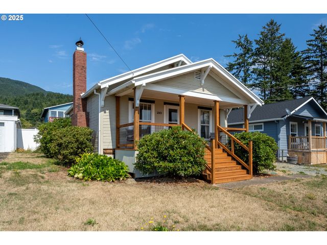 210 CYPRESS Ave, Garibaldi, OR 97118
