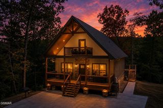 1756 Stinnett Road, Sevierville, TN 37876