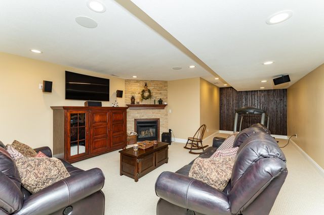 3269 Lake Street NW, Rochester, MN 55901