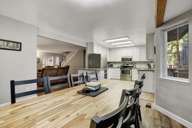 13202 Quaker Hill Cross, Nevada City, CA 95959