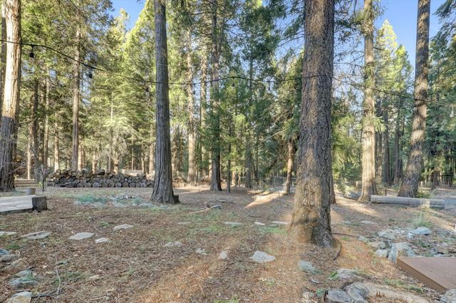13202 Quaker Hill Cross, Nevada City, CA 95959