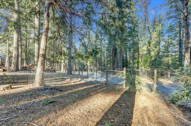 13202 Quaker Hill Cross, Nevada City, CA 95959