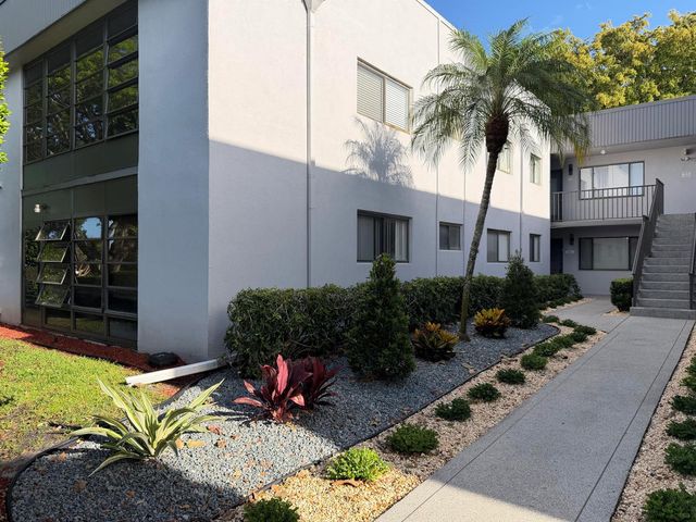15090 Ashland Place, Delray Beach, FL 33484